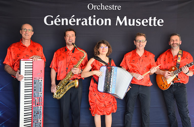 Photo officiel des musiciens du groupe Génération Musette